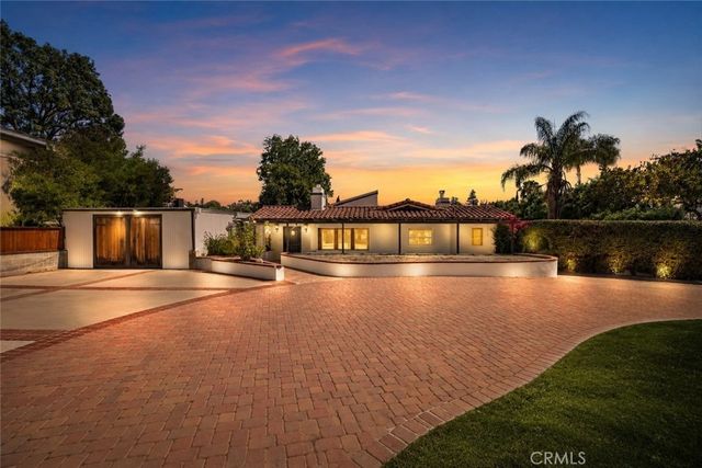 9916 Rathburn, Los Angeles