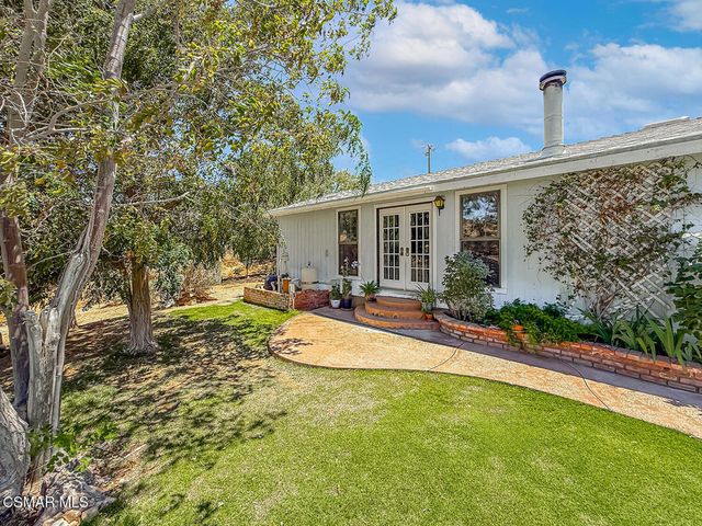 33045 Oracle Hill Road, Palmdale