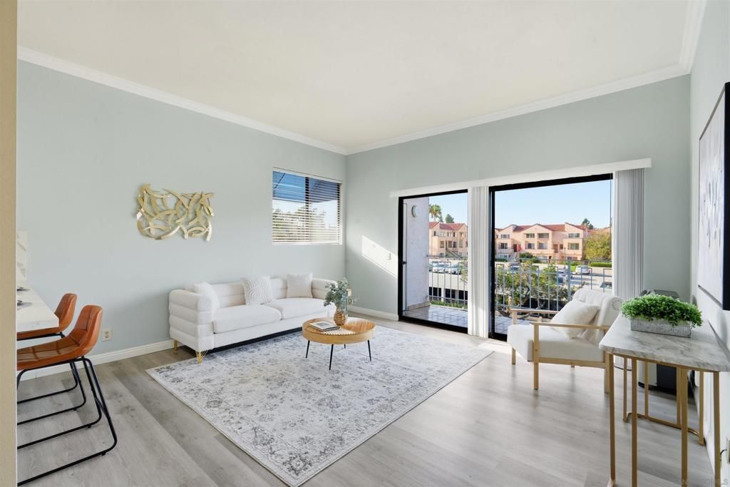 8310 Regents Rd # 3h, University City
