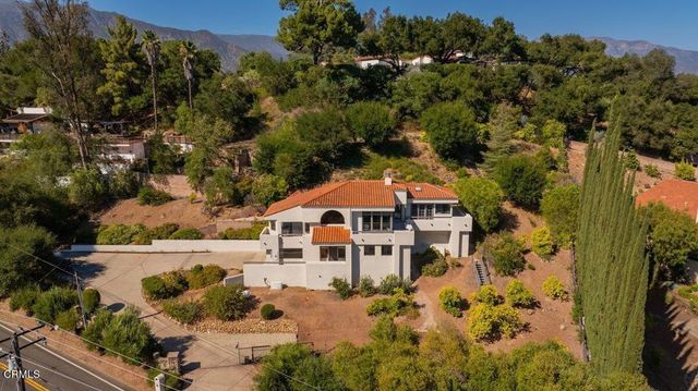 1008 Country Club Drive, Ojai