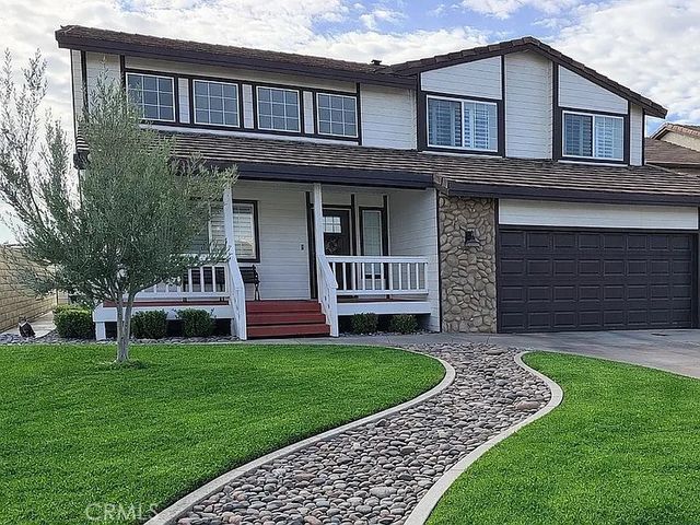 18285 Harbor Drive, Victorville