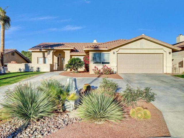 8567 Clubhouse Boulevard, Desert Hot Springs
