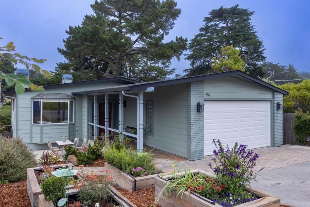 551 4th Street, Montara