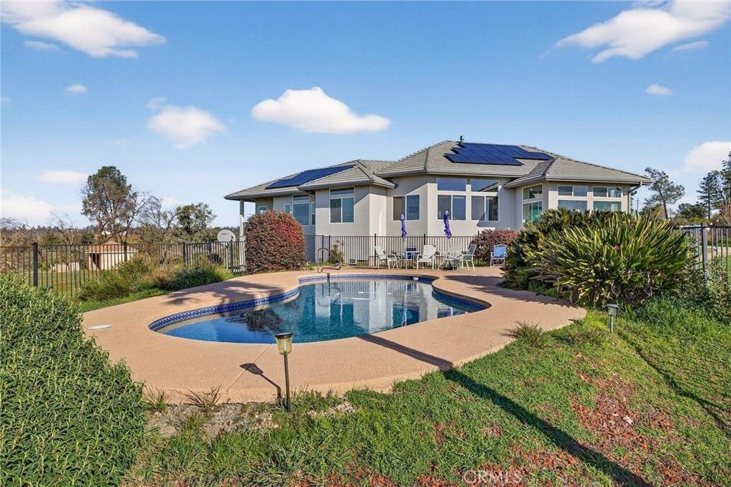 4620 Sandpiper, Paradise