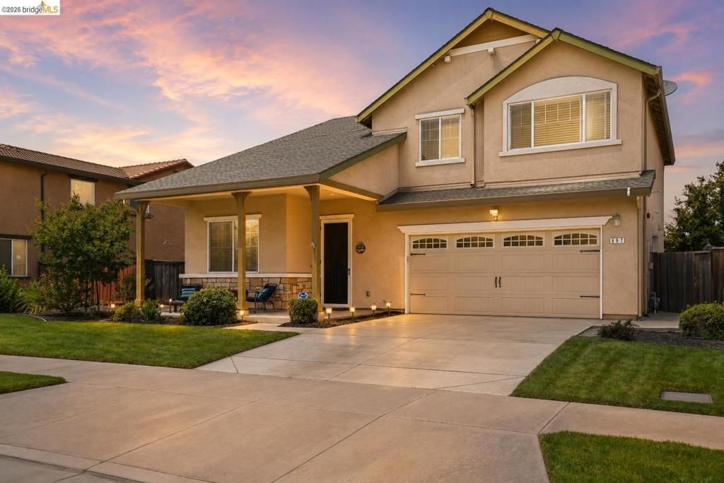 697 Landmark Pt, Lathrop