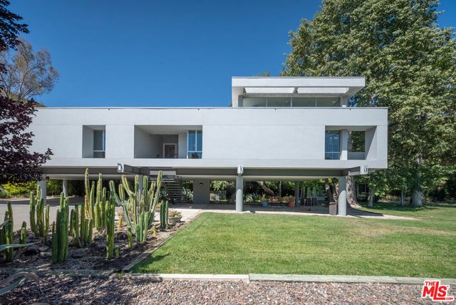 30047 Mulholland Highway, Agoura Hills