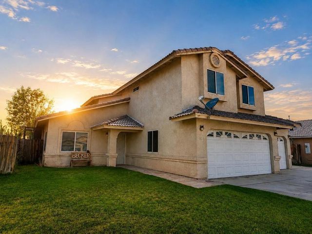 821 Cypress Lane, Blythe