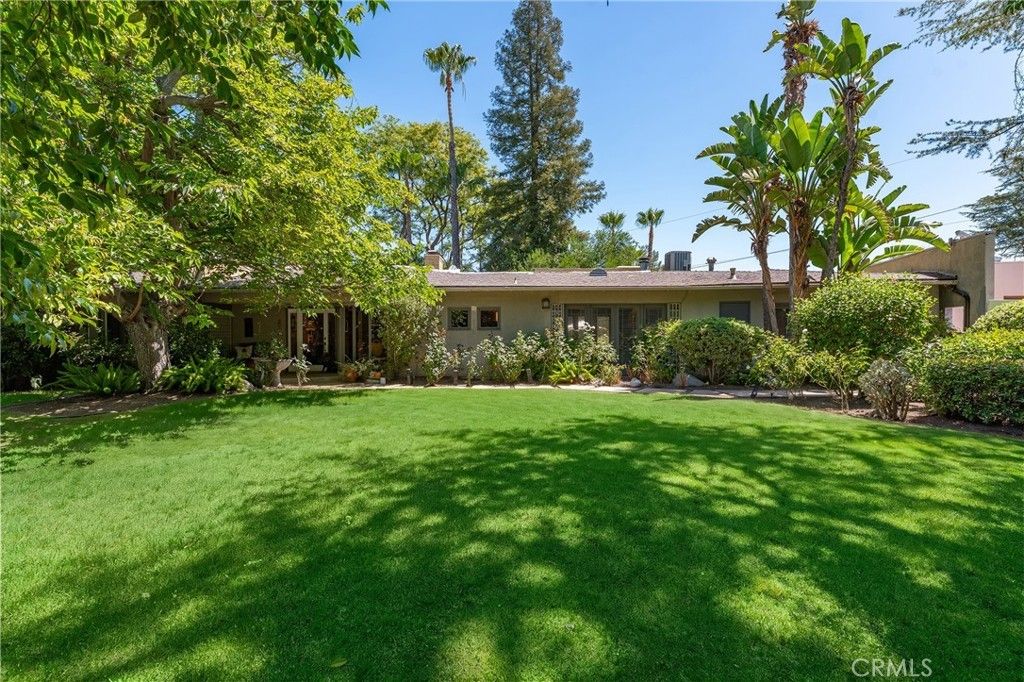 4956 Hood Drive, Woodland Hills