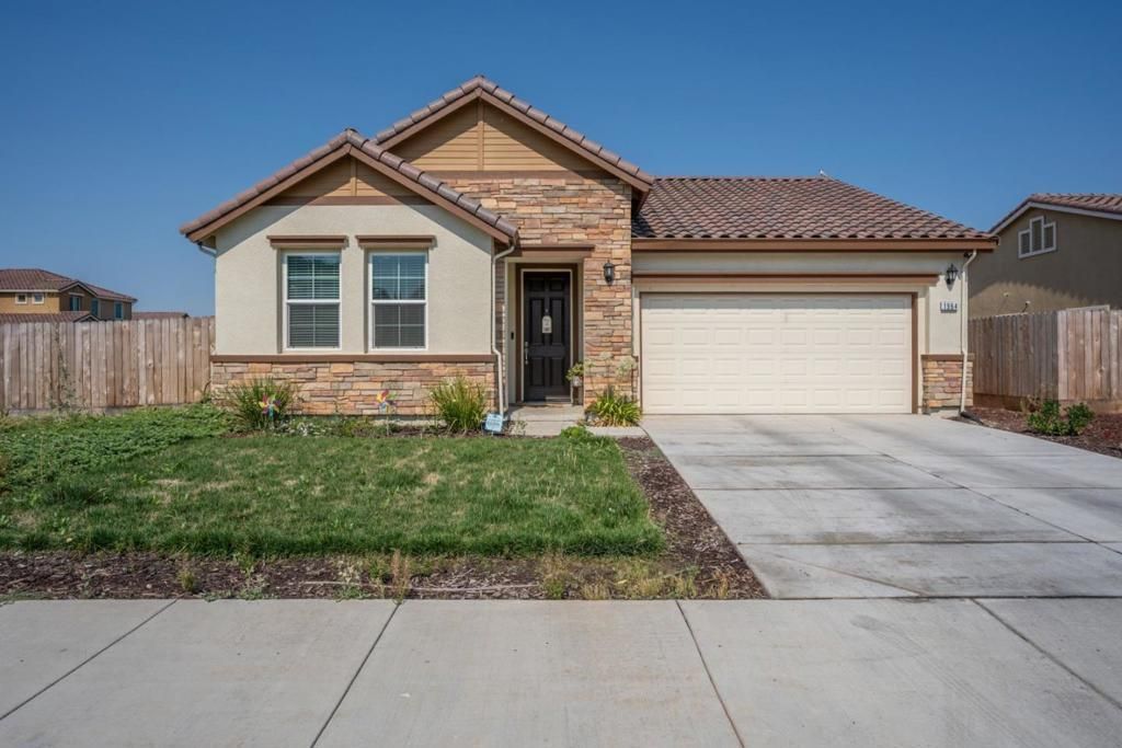 1964 Gus Villalta Drive, Los Banos