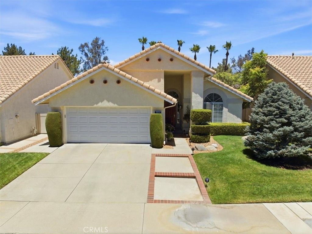 5831 Oakmont, Banning