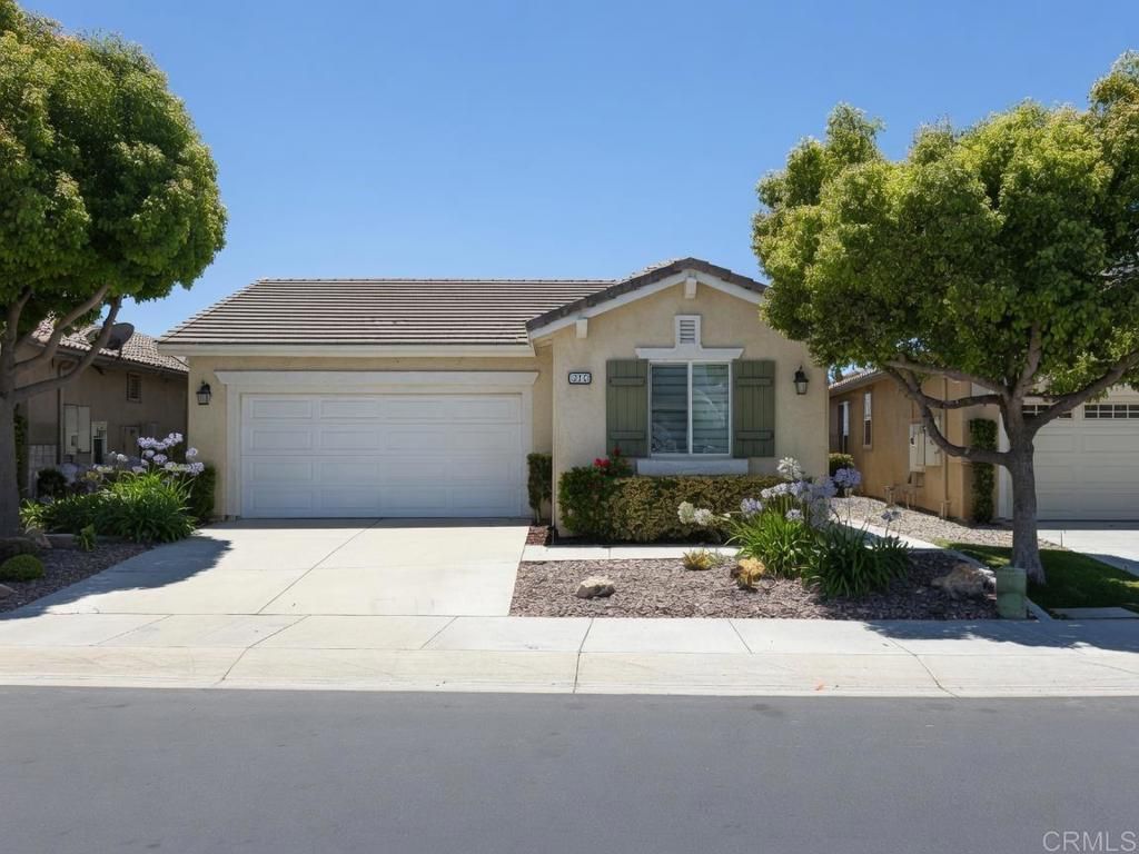 367 Shining Rock, Beaumont