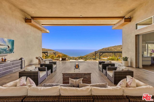 10715 Yerba Buena Road, Malibu
