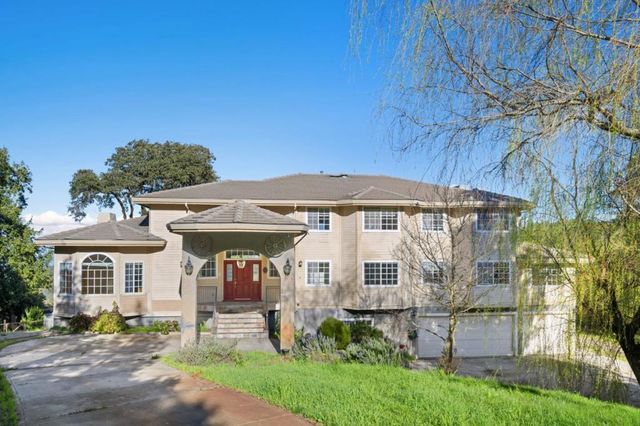 245 Heacox Road, Woodside