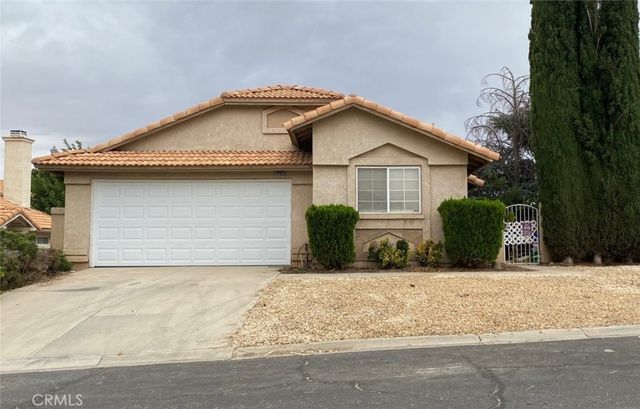 12353 Bridgewood Lane, Victorville