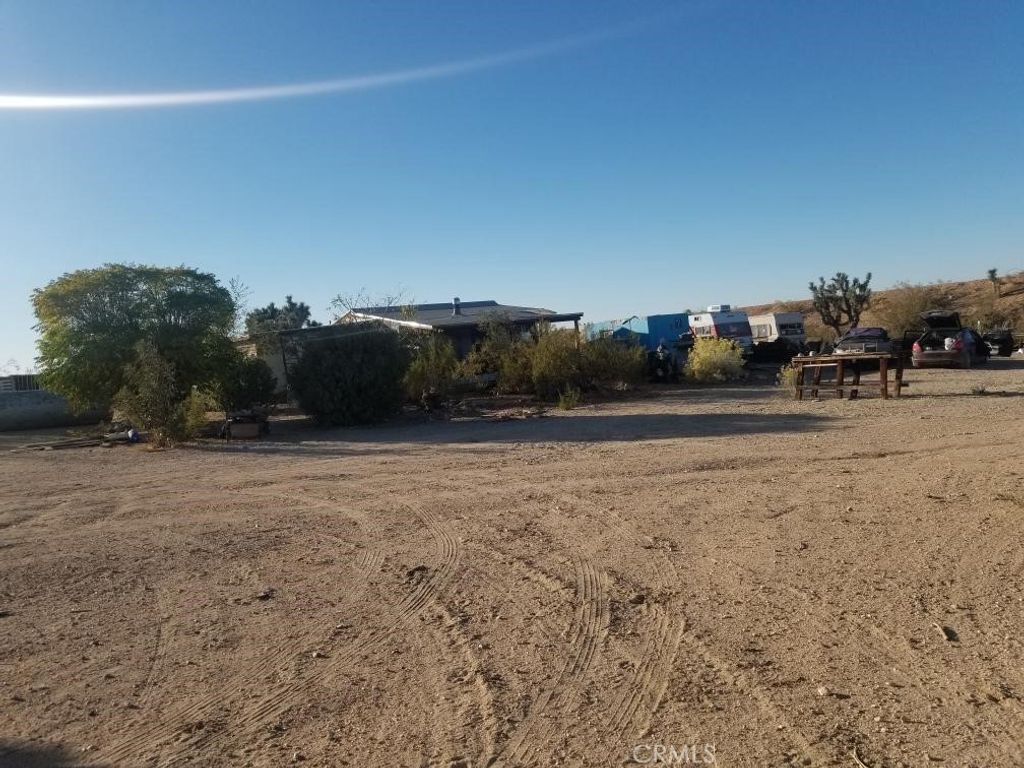 18501 Fort Tejon Road, Llano