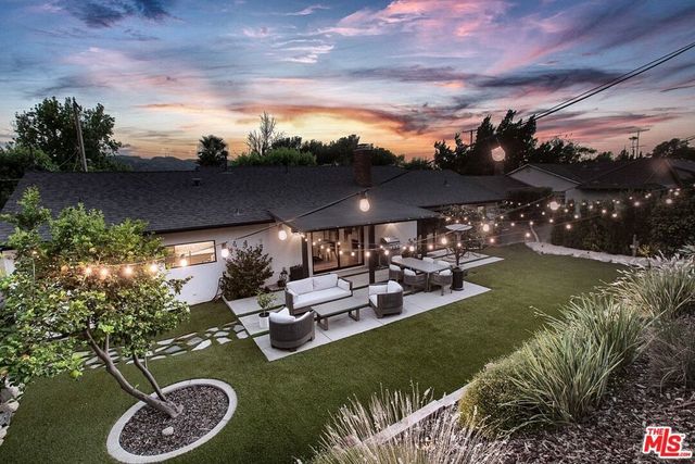 3547 Burritt Way, Glendale