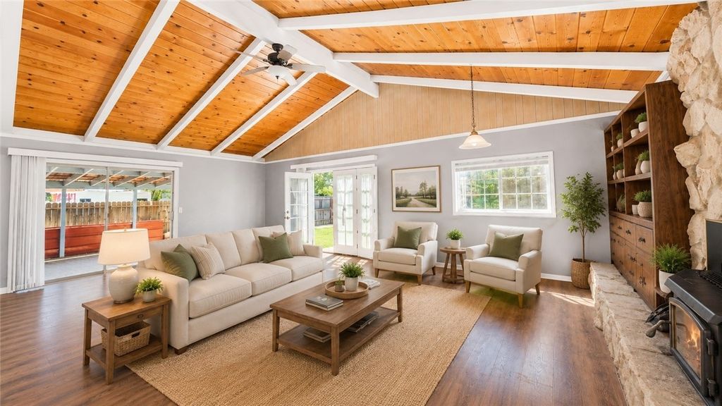 13527 Evelyn, Red Bluff