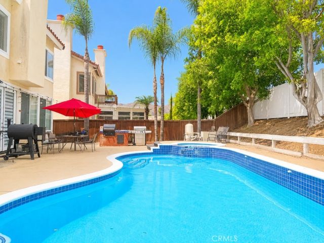 23638 Narcissus, Moreno Valley