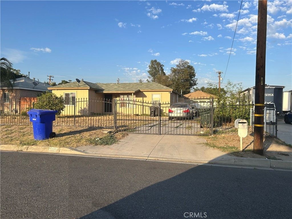 7141 Elmwood, San Bernardino
