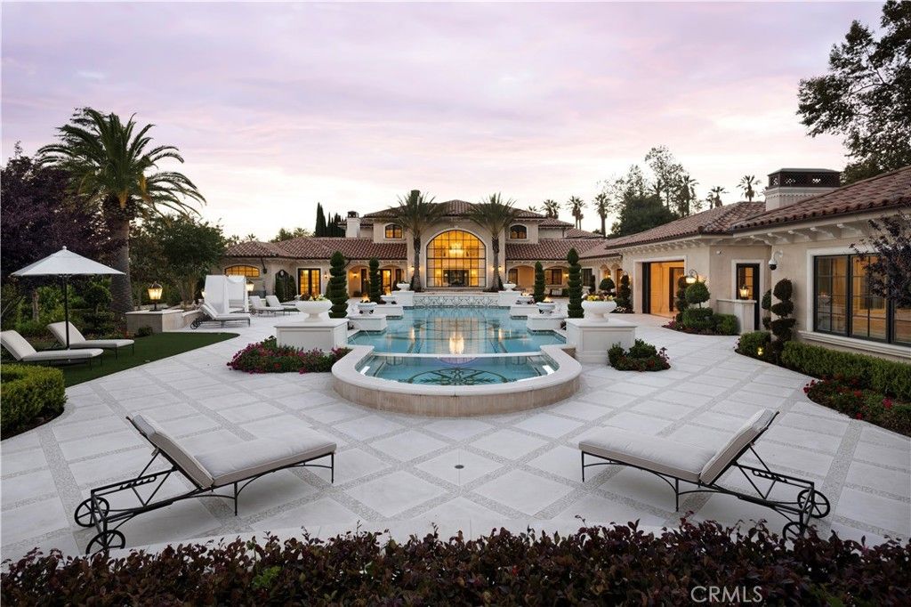 100 Palm Hill Lane, Bradbury