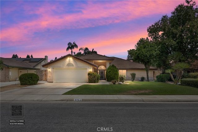 8704 Bridlewood Lane, Bakersfield