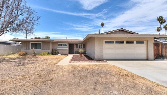 11229 Town Country S, Riverside