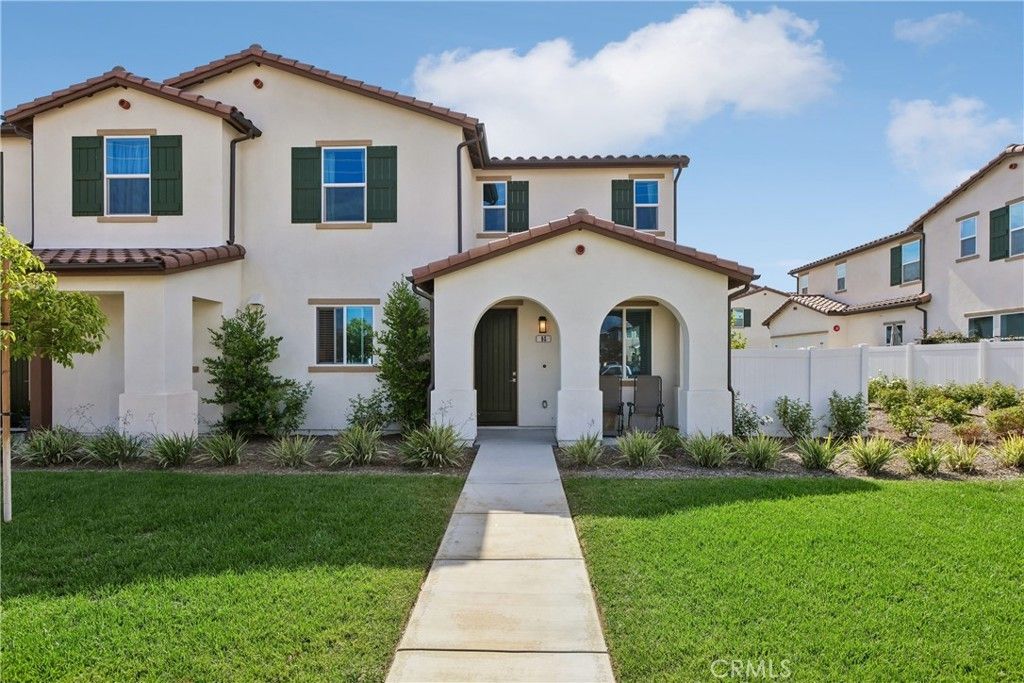 95 Main Street, Piru