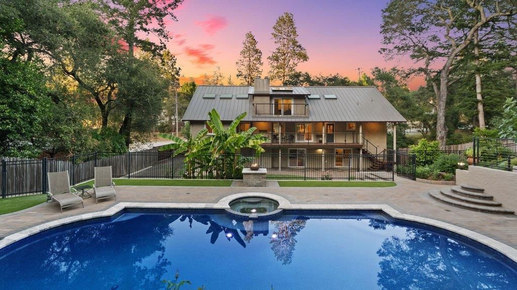 8133 Hihn Road, Ben Lomond