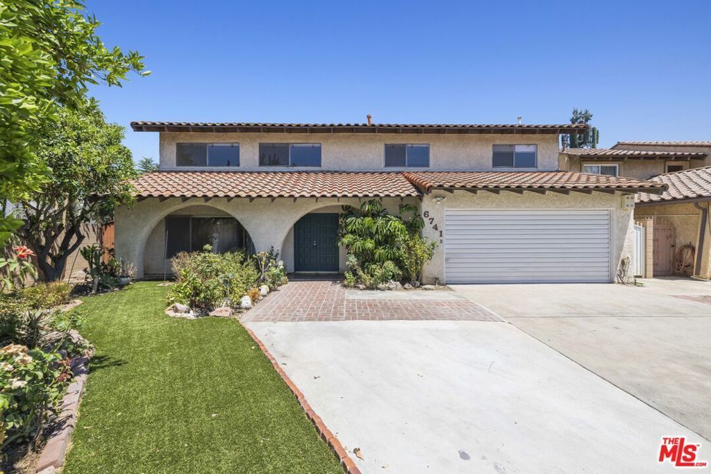 6741 Buffalo Avenue, Valley Glen