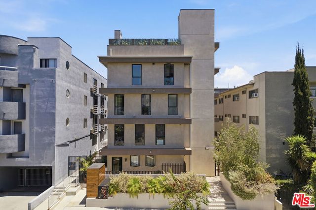 1434 N Poinsettia Place # 101, Los Angeles