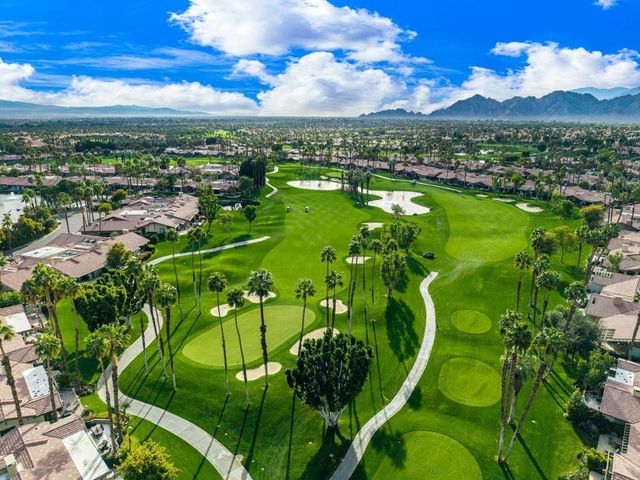 321 Bouquet Canyon Drive, Palm Desert