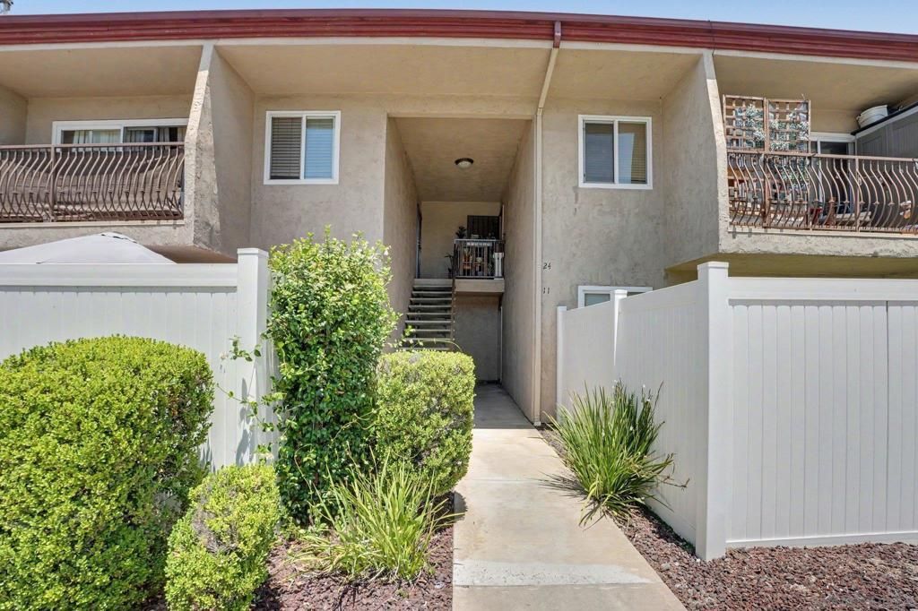 930 Peach Ave # 11, El Cajon
