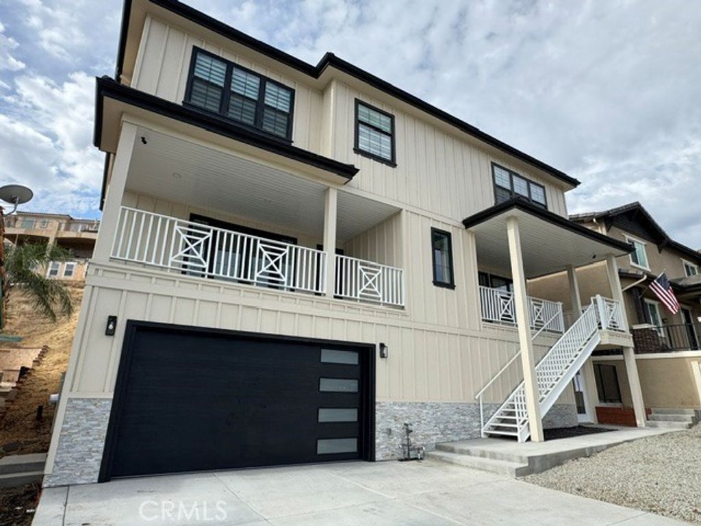 22163 Vacation Drive, Canyon Lake