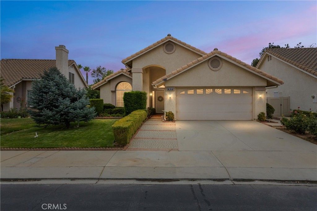 5633 Riviera, Banning