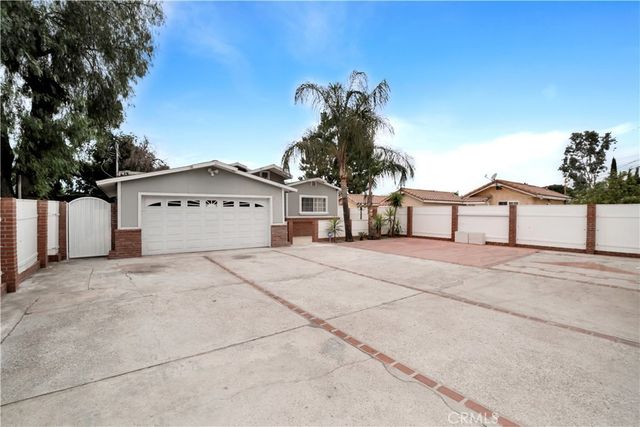 13176 Foothill, Sylmar