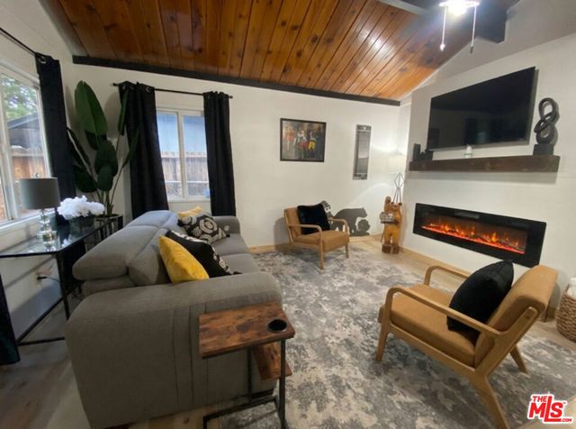 972 Pinon Lane, Big Bear City