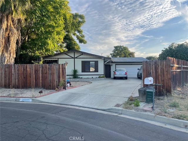 26205 Frazier, Hemet