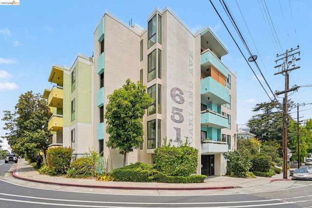 651 Oakland Ave # 2d, Oakland