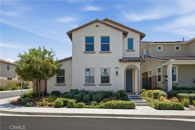 7061 Birch, Fontana