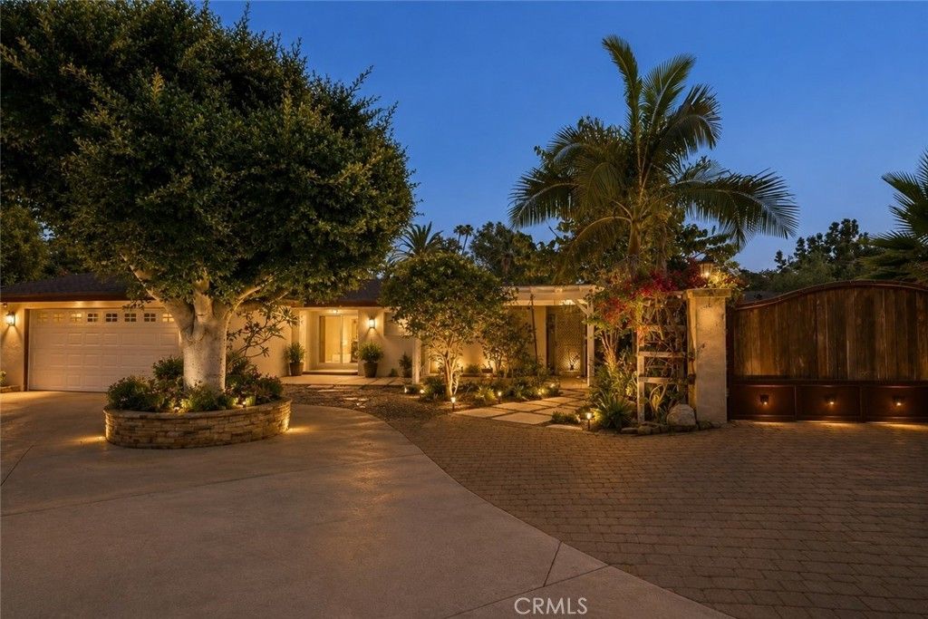12312 Newport, Santa Ana