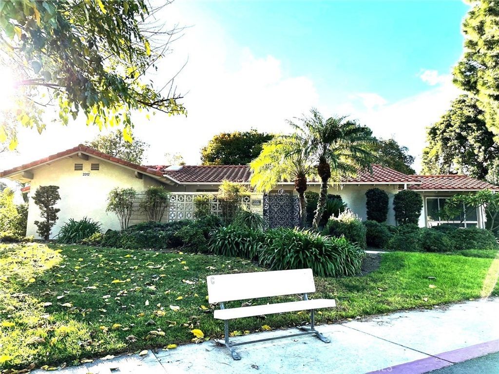 2312 Via Puerta # B, Laguna Woods