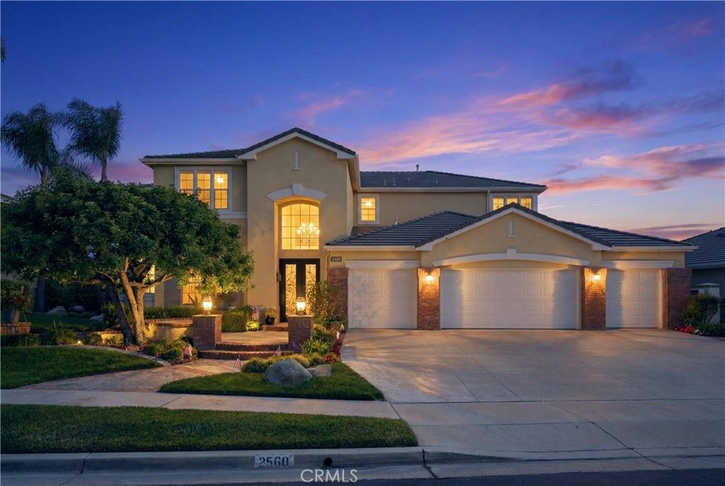 2560 Galicia, La Verne