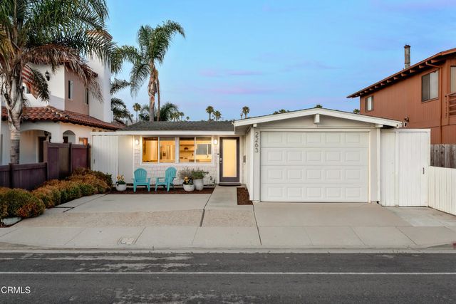 2263 Pierpont Boulevard, Ventura