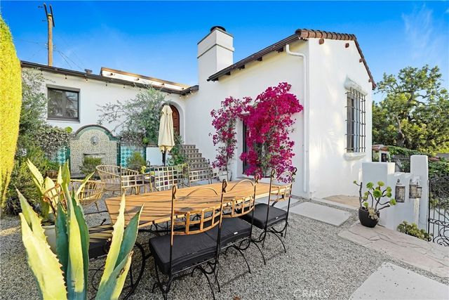 3332 Blair, Los Angeles