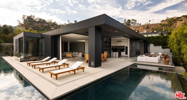 1814 Marcheeta Place, Los Angeles