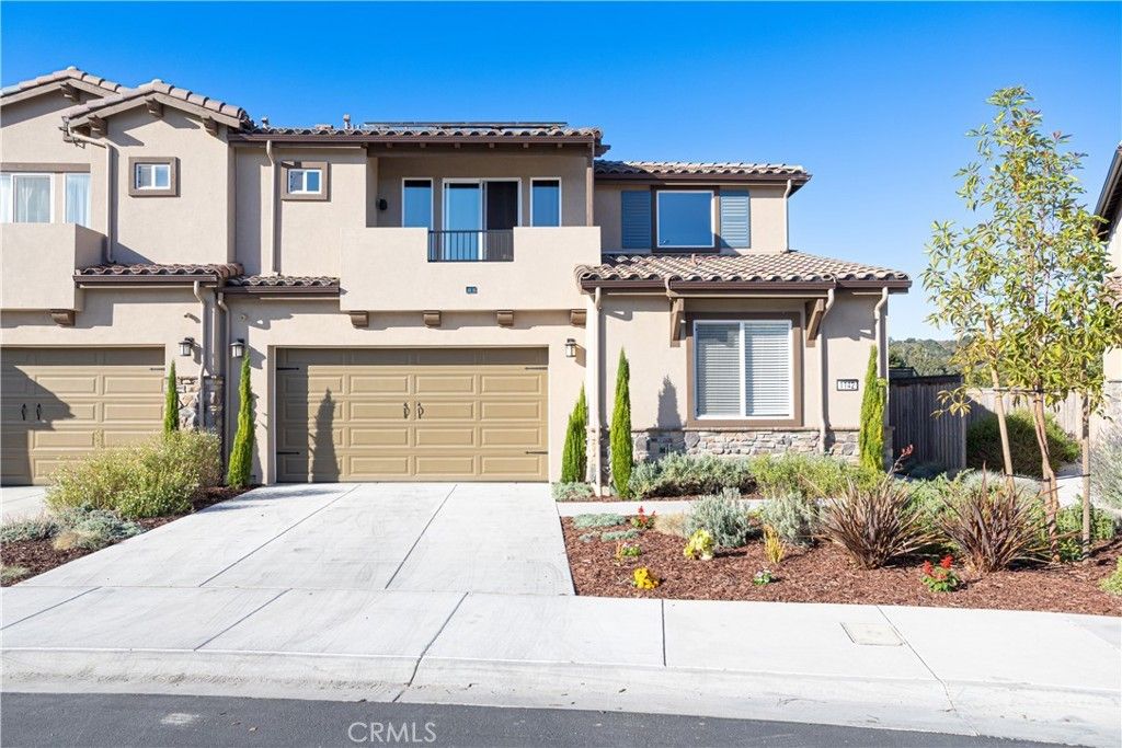 1142 Flax, Santa Maria