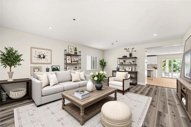 15556 Skylark, Fontana