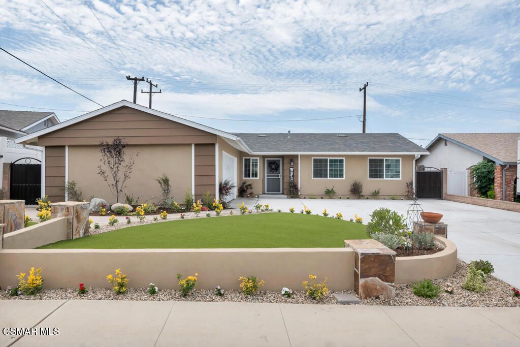 989 N Planetree Avenue, Simi Valley