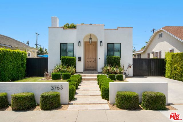 3763 S Gramercy Place, Los Angeles