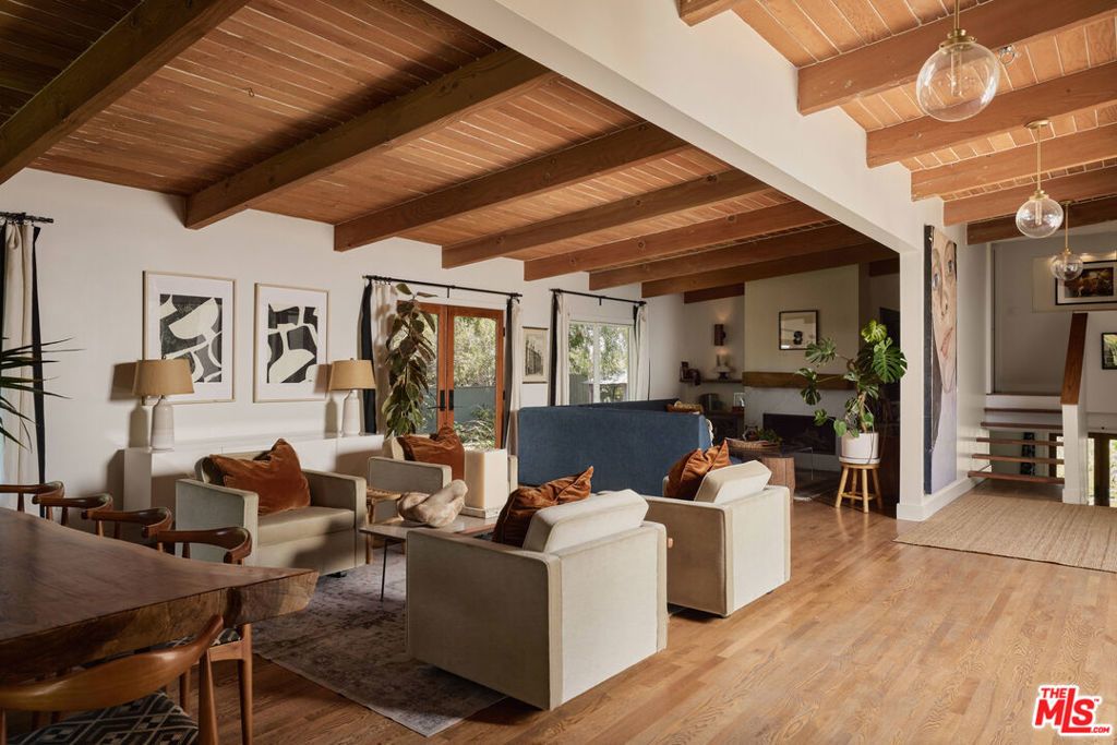 1205 Eagle Vista Drive, Los Angeles